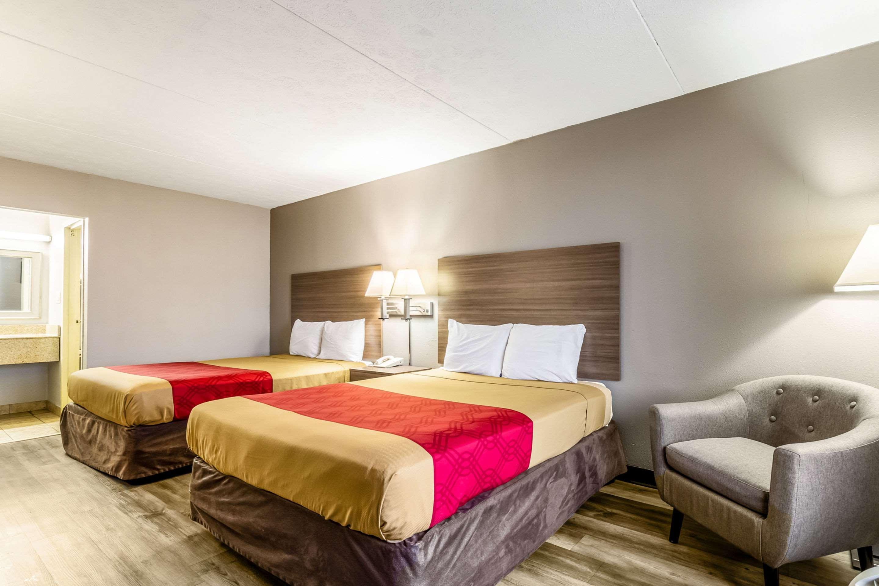 Econo Lodge Seymour Zewnętrze zdjęcie
